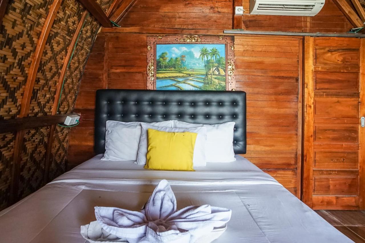 Road Beach Homestay Ped Kültér fotó