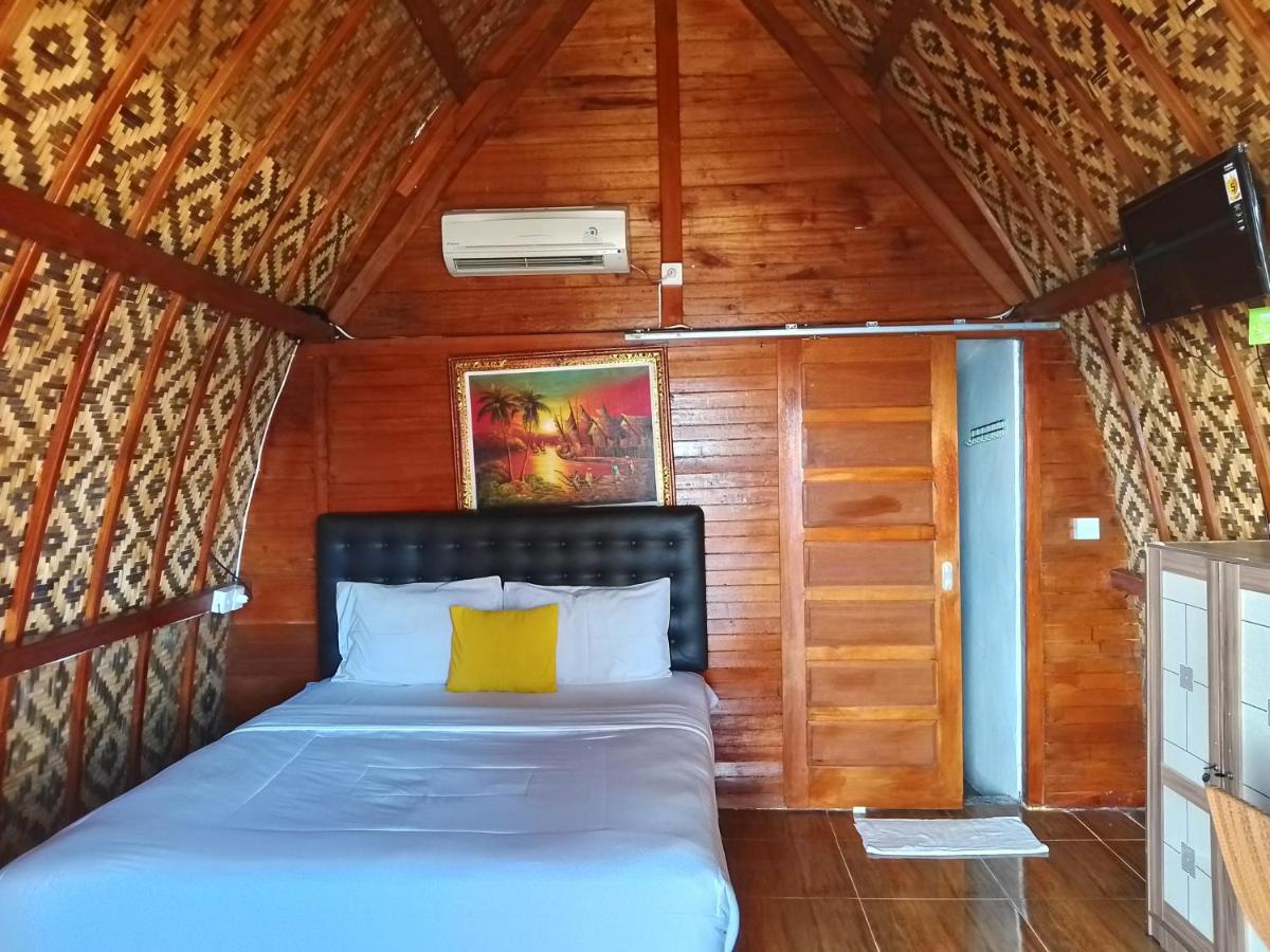 Road Beach Homestay Ped Kültér fotó